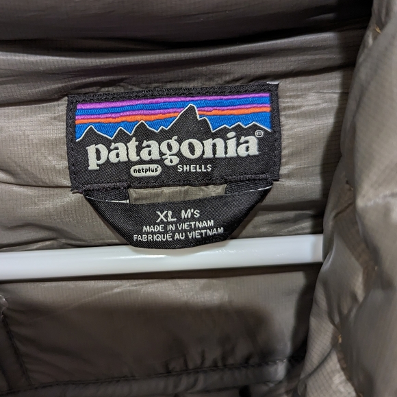 Patagonia Micro Puff Hoody | Men's XL in Cabin Gold - Picture 3 of 6